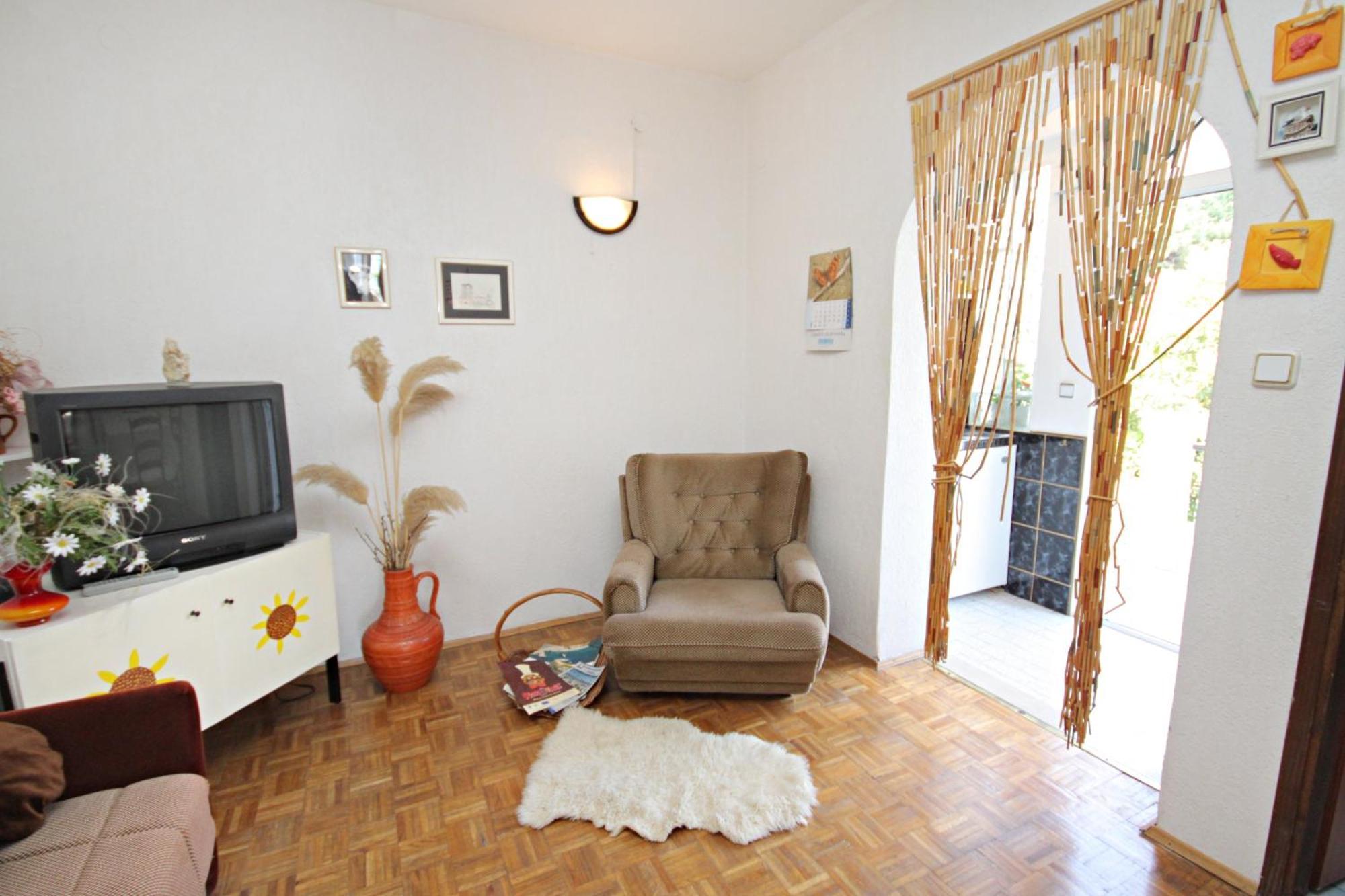 Apartments By The Sea Novi Vinodolski - 5558 Quarto foto